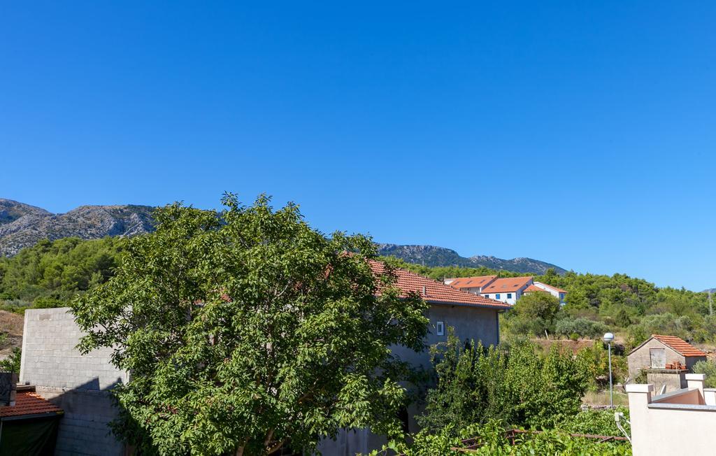 Apartments And Rooms Dobrila Jelsa  Εξωτερικό φωτογραφία